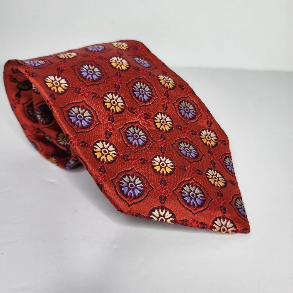 ROBERT TALBOTT Best Of Class Silk Red Tie.